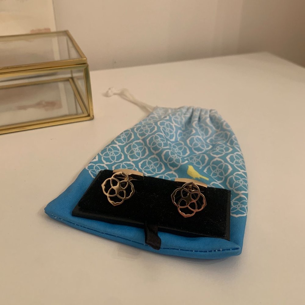 BRAND NEW Kendra Scott Cuff Links